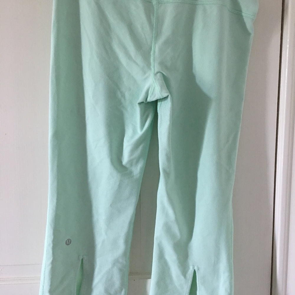 Lulu lemon lime green  sz 10